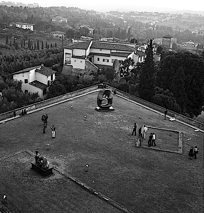 Black-and-white photograph of a Henry Moore sculpture, "Oval with Points," in the Forte di Belvedere, Florence